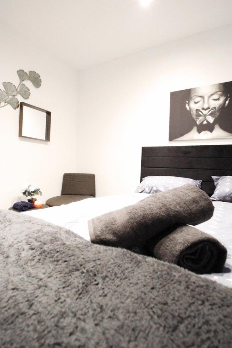 Comfortable Rooms In Akh Area Виена Екстериор снимка