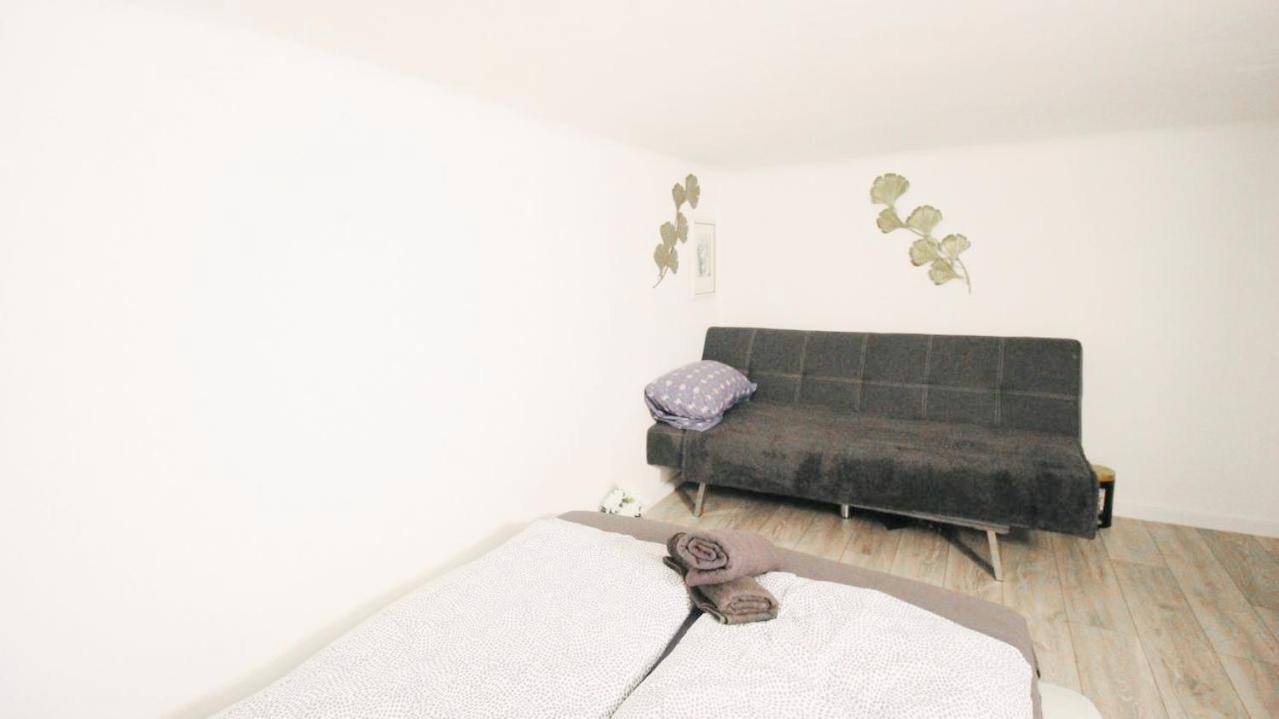Comfortable Rooms In Akh Area Виена Екстериор снимка