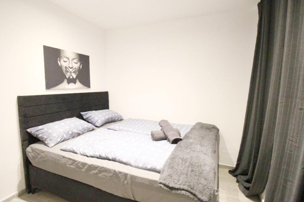 Comfortable Rooms In Akh Area Виена Екстериор снимка