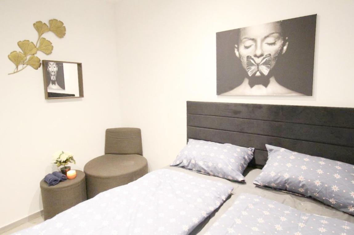 Comfortable Rooms In Akh Area Виена Екстериор снимка