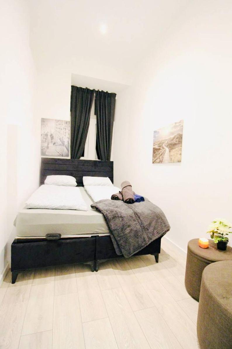 Comfortable Rooms In Akh Area Виена Екстериор снимка