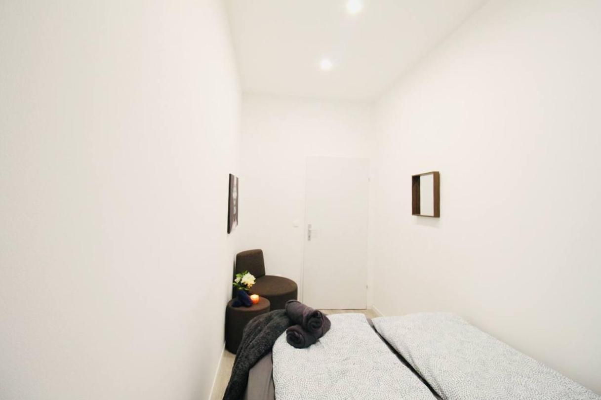 Comfortable Rooms In Akh Area Виена Екстериор снимка
